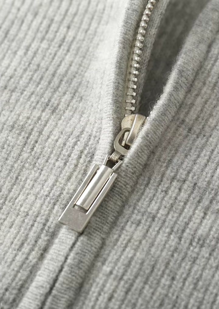 CIÉLO Merino Luxe Pullover mit geripptem Reißverschluss