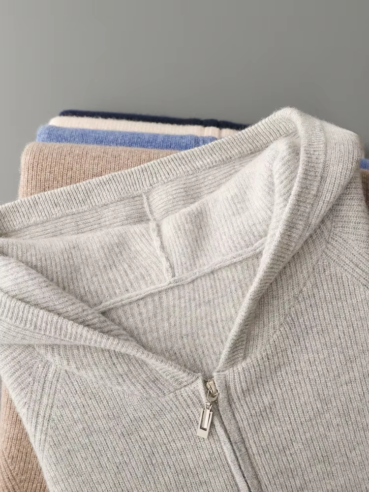 CIÉLO Merino Luxe Pullover mit geripptem Reißverschluss