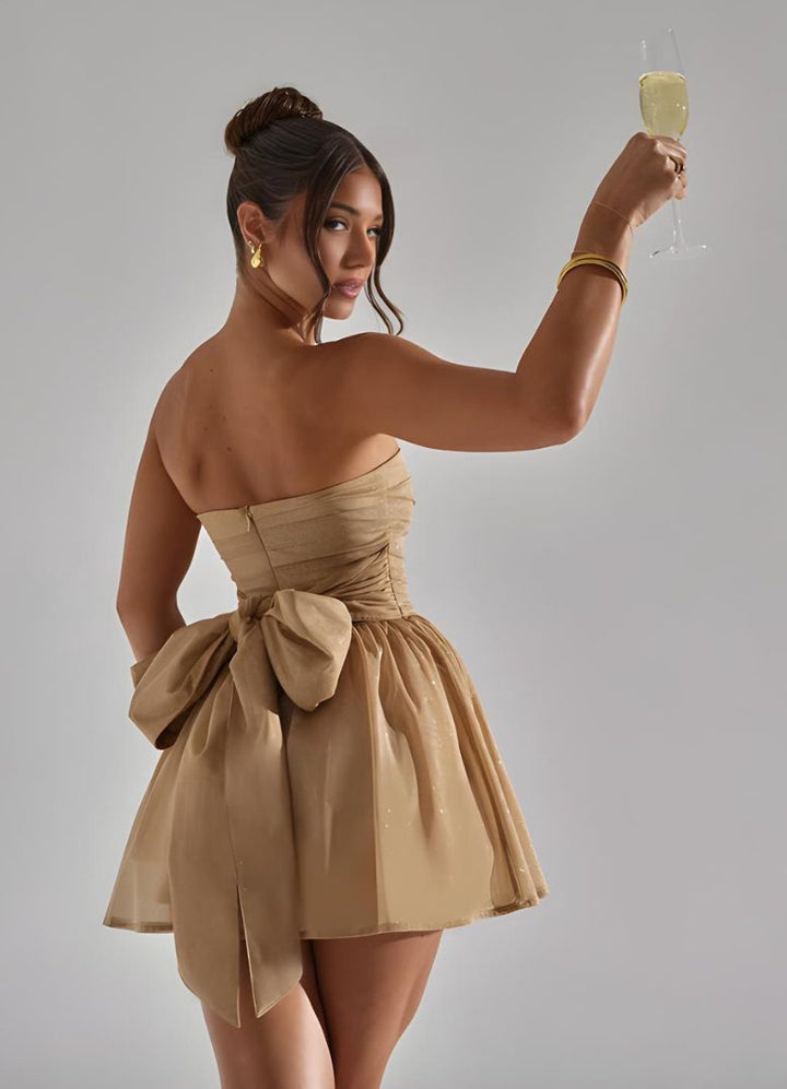Liliana™ – Kleid mit schicker Schleife