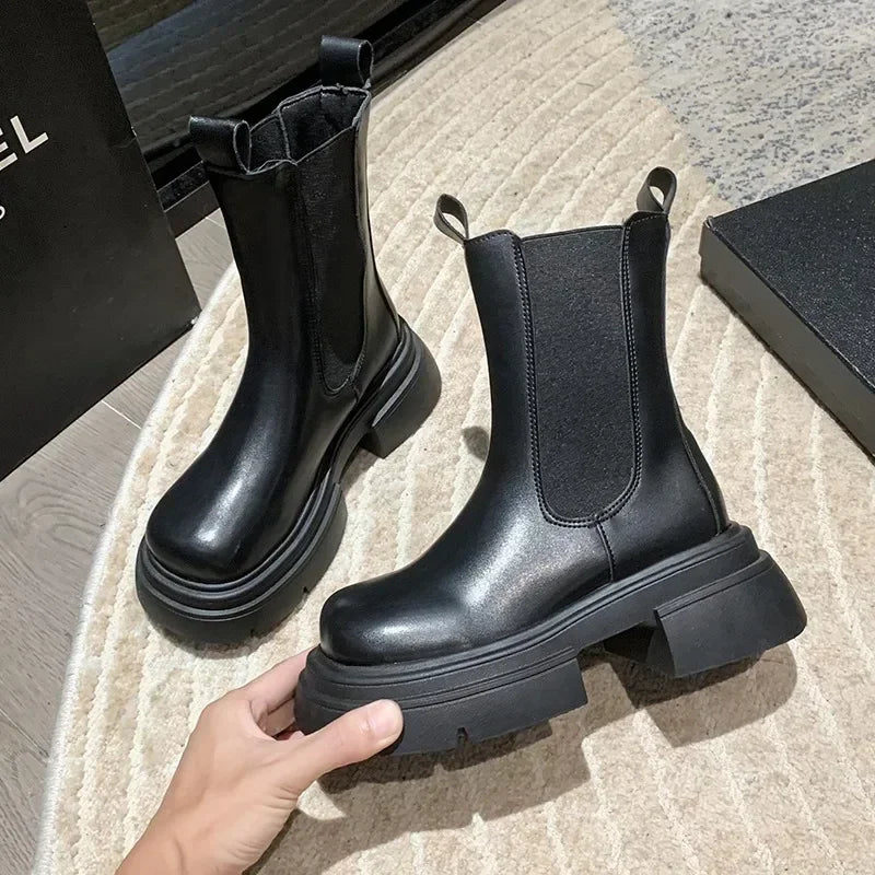 Aria - Schwarze Lederstiefel 35