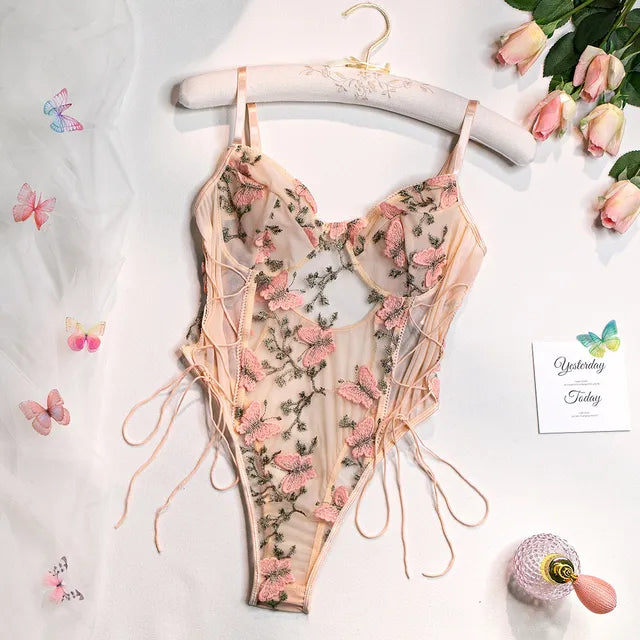Selene - Bestickter Schmetterling Bodysuit